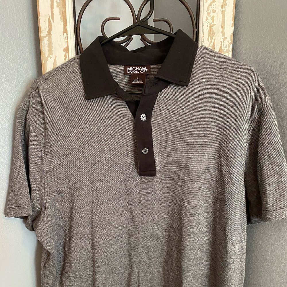 Men’s Michael Kors collared shirt